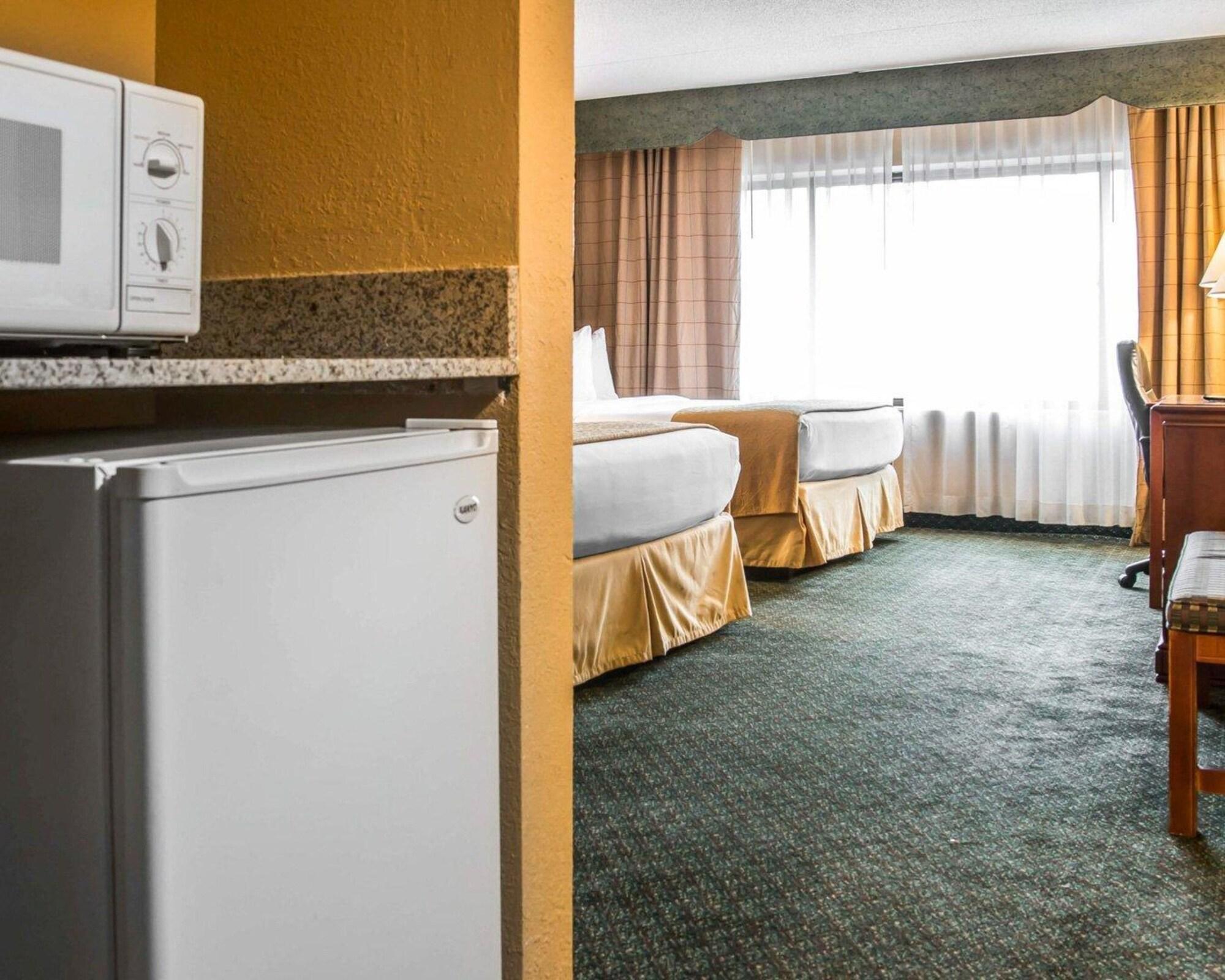 Quality Inn Саутфілд Екстер'єр фото